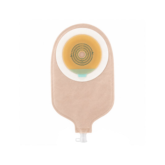 One-piece urostomy bag with drainable valve by Carbou