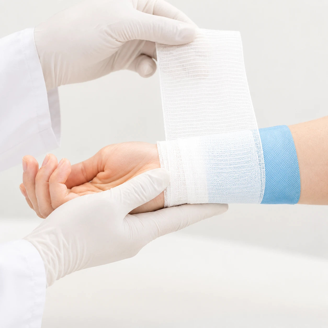 Super Absorbent Dressing – High Exudate Wound Care Pad